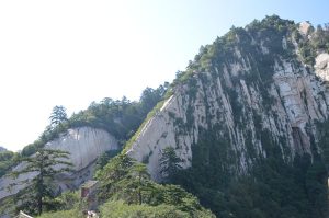 Hua-Shan-Dragon-Back-Ridge