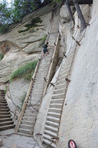 Hua-Shan-Tony-halfway-up-stairs
