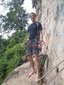 Rockclimbing-Tony-in-harness